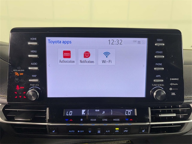 2023 Toyota Sienna Woodland Edition photo 20
