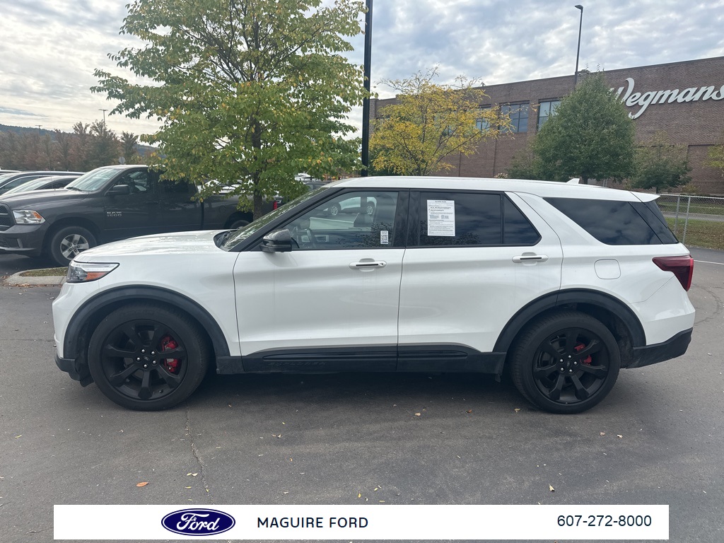 2021 Ford Explorer ST photo 7