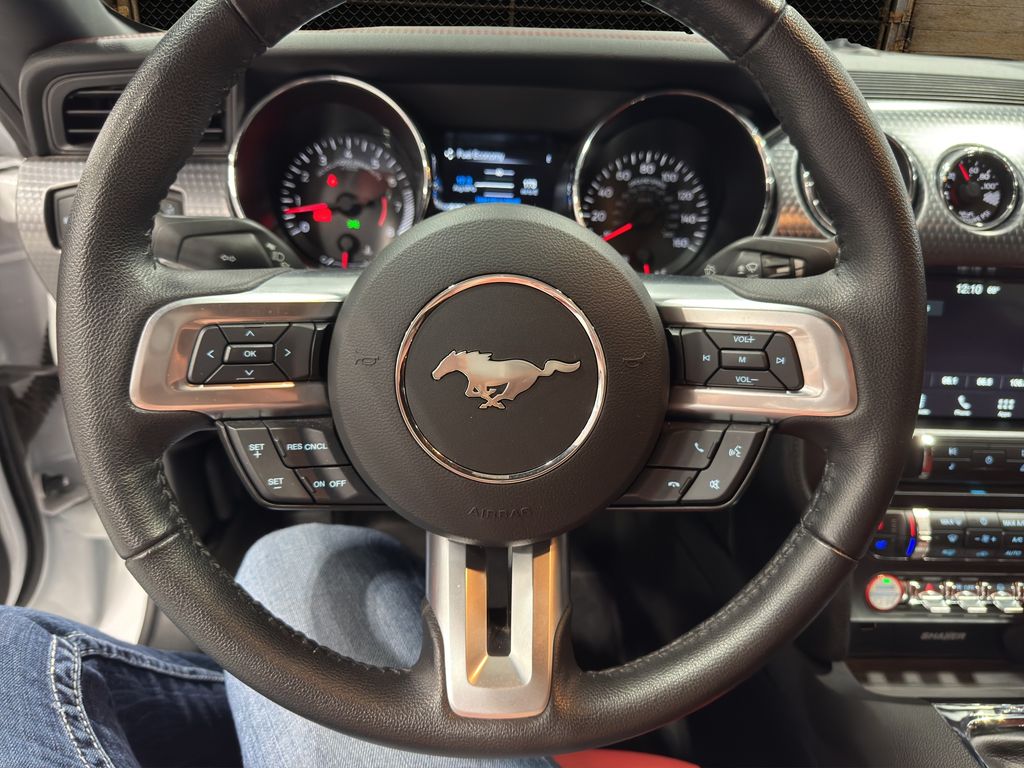 2016 Ford Mustang GT Premium photo 18