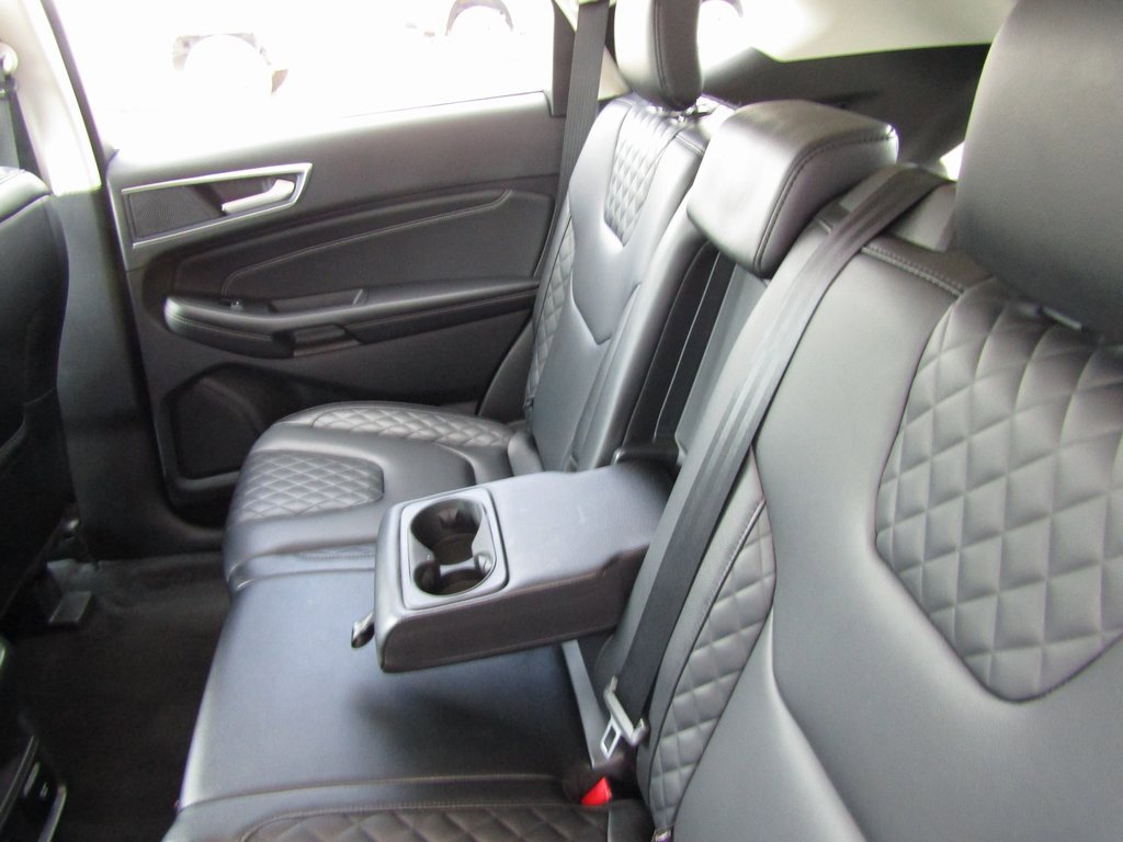 2024 Ford Edge Titanium photo 25