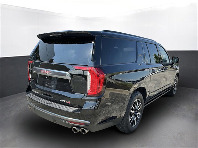 2022 Gmc Yukon XL AT4 photo 4