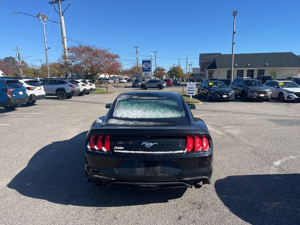 2018 Ford Mustang EcoBoost photo 4