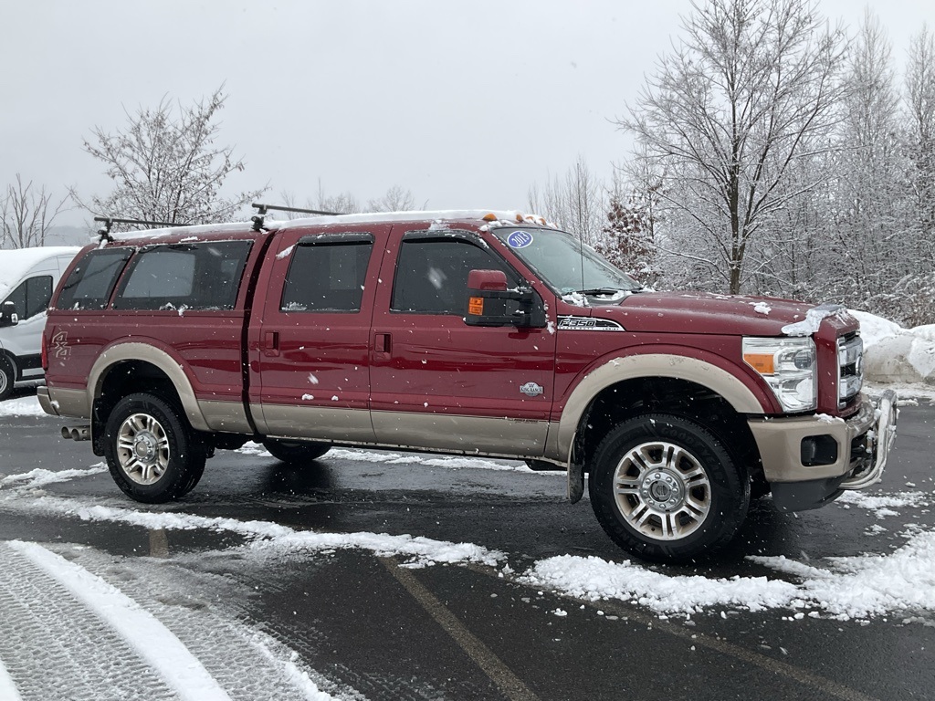 2013 Ford F-350 Super Duty Lariat's photo