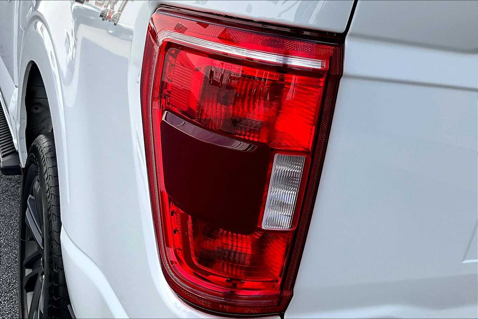 2023 Ford F-150 XLT photo 26