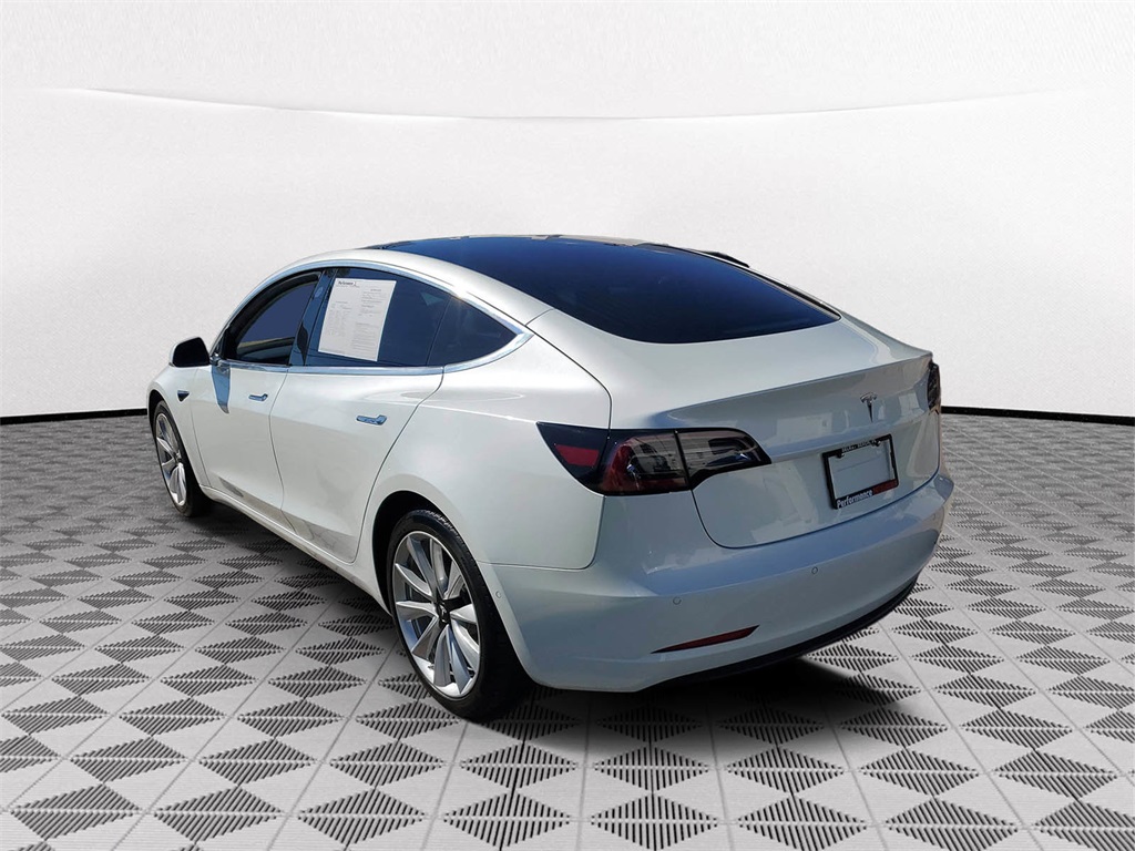 2018 Tesla Model 3 Long Range photo 4