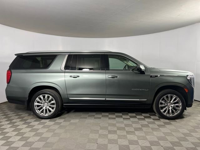 2023 Gmc Yukon XL Denali photo 3