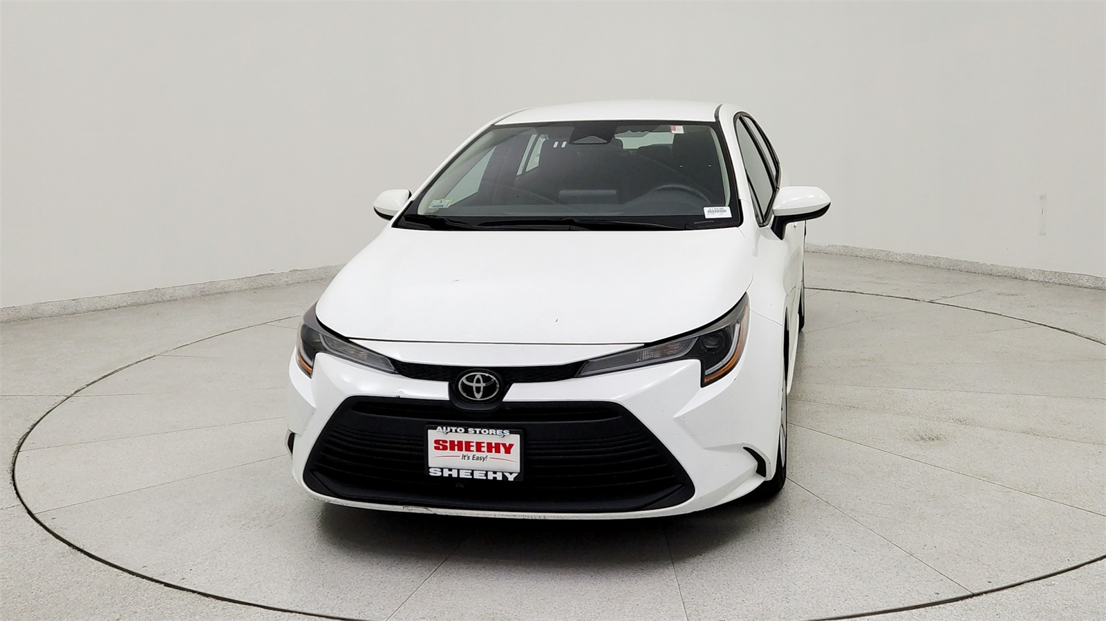 2024 Toyota Corolla LE photo 2
