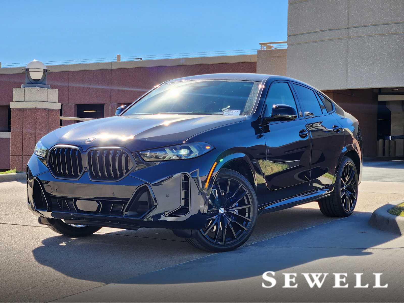 2026 BMW X6 40i's photo