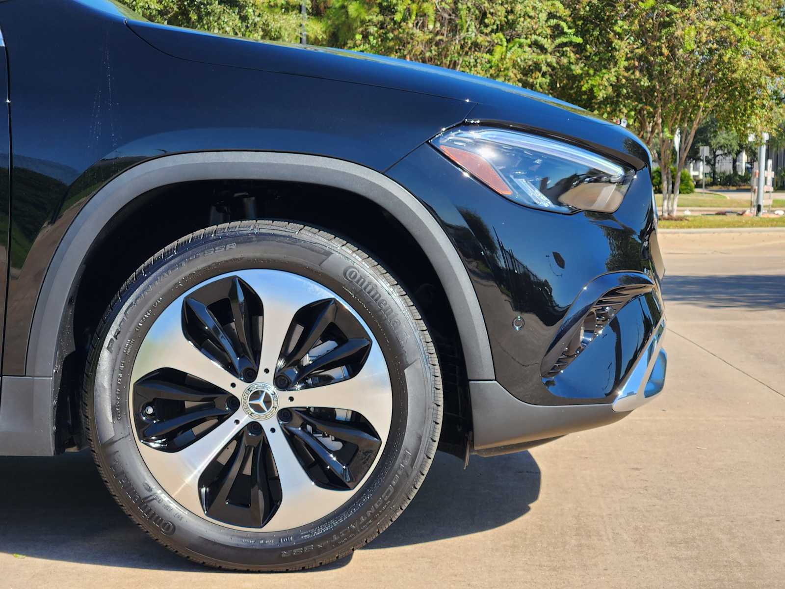 2025 Mercedes Benz GLA 250 photo 7