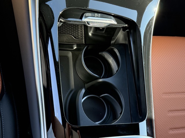 2026 Mercedes Benz GLC 300 4MATIC photo 11