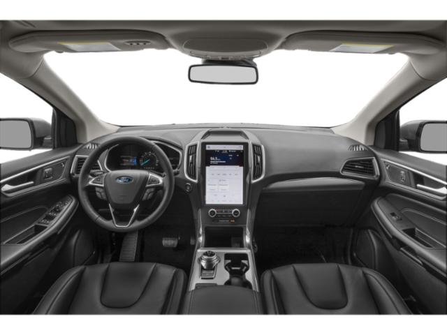 2022 Ford Edge Titanium photo 4
