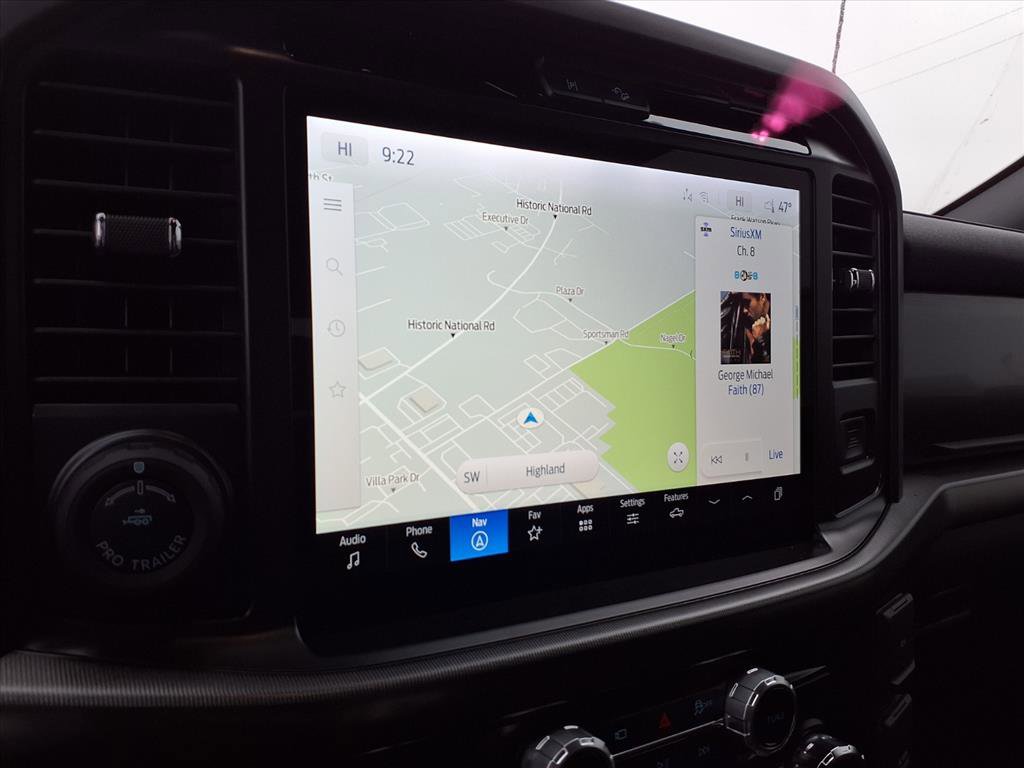 2025 Ford F-150 Lariat photo 3