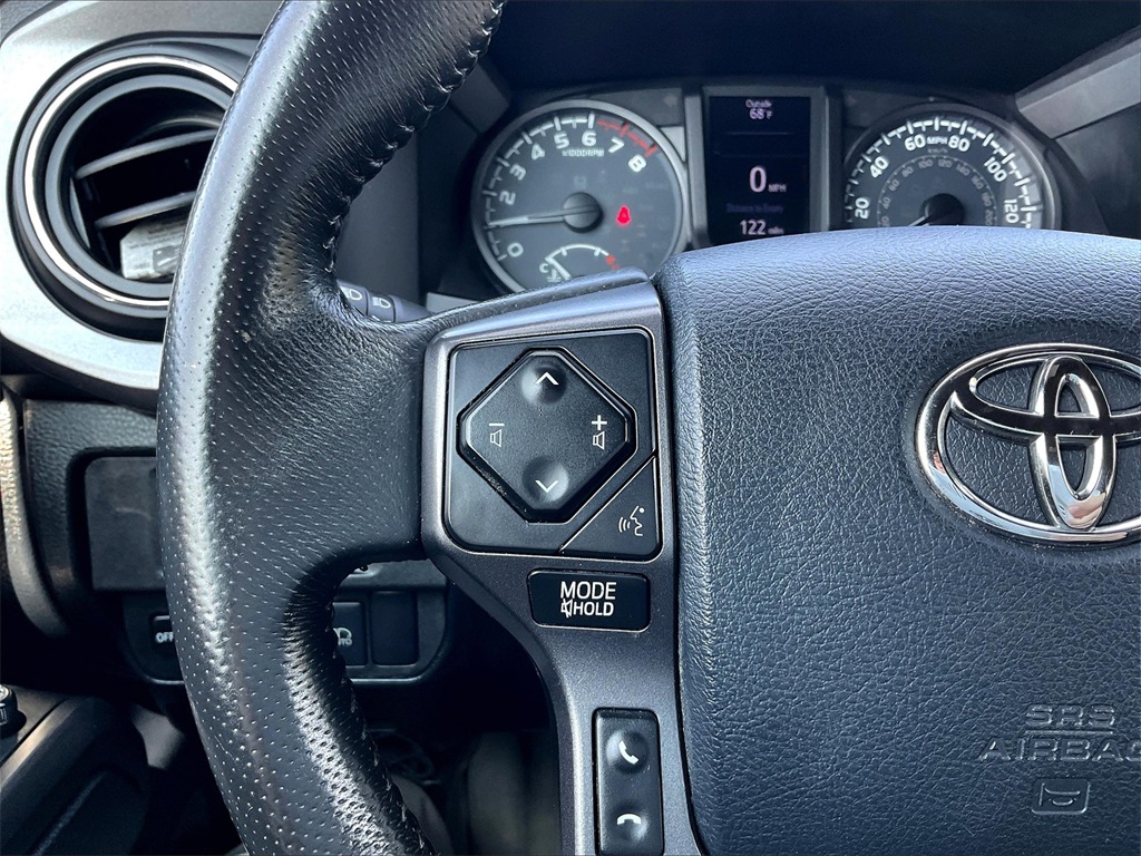 2019 Toyota Tacoma TRD Off-Road photo 19