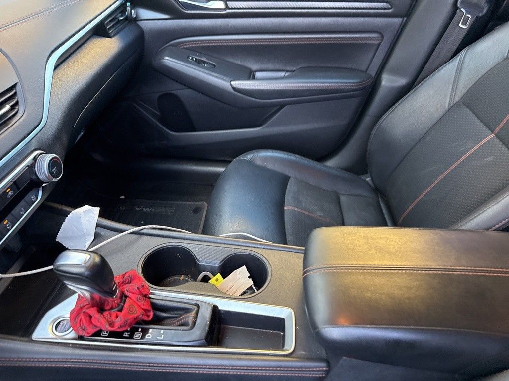2020 Nissan Altima 2.5 SR photo 29