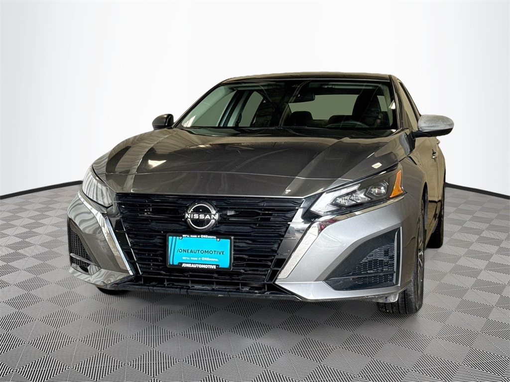 2024 Nissan Altima SV's photo