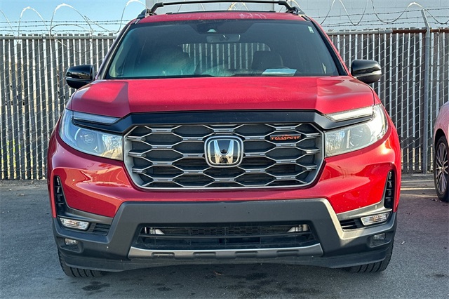 2023 Honda Passport TrailSport photo 2