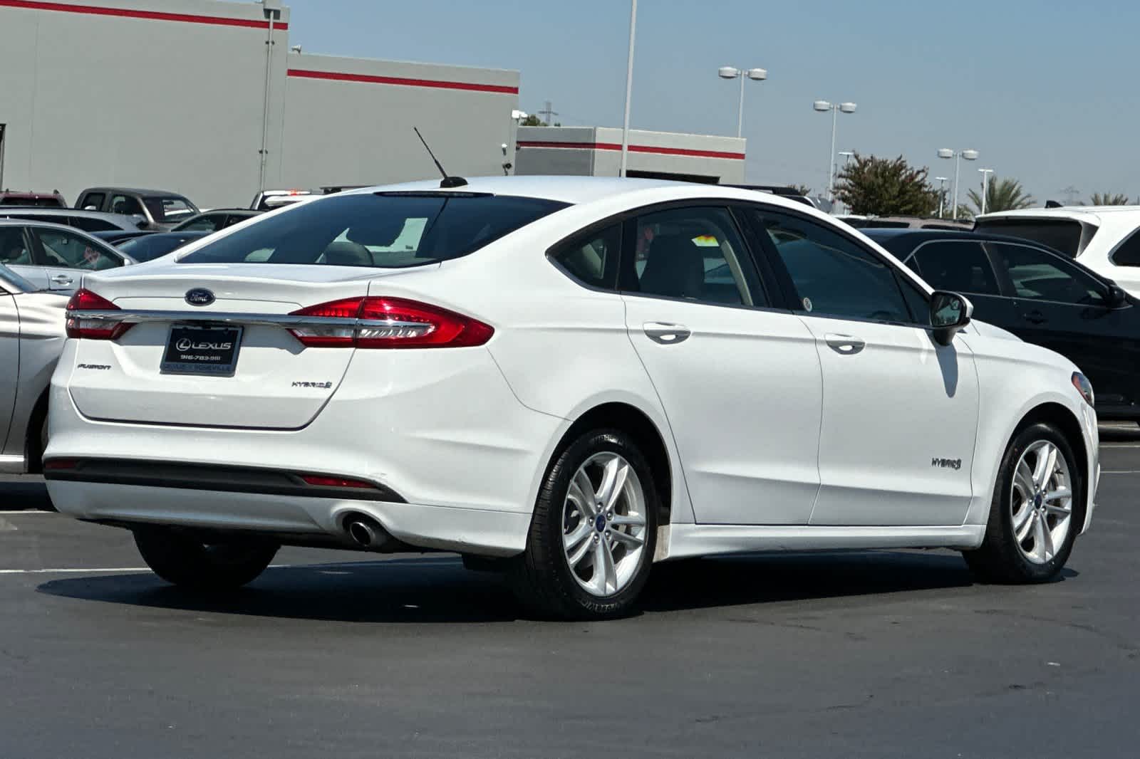 2018 Ford Fusion Hybrid S photo 2