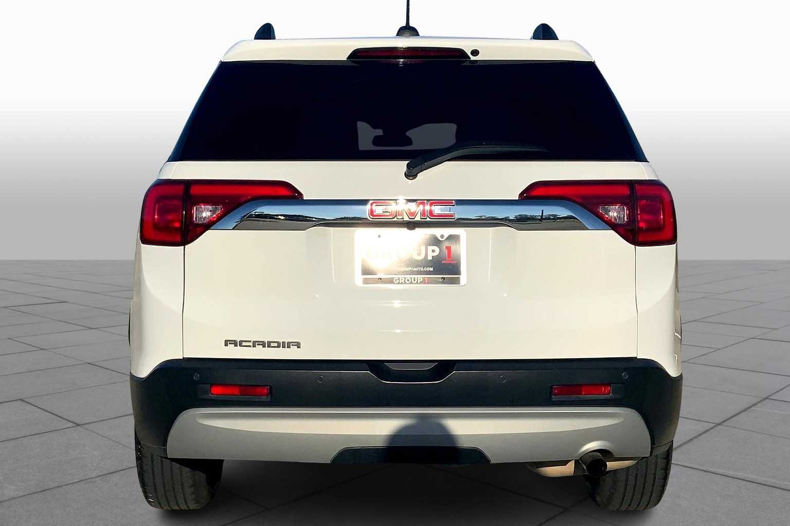 2019 Gmc Acadia SLT photo 4