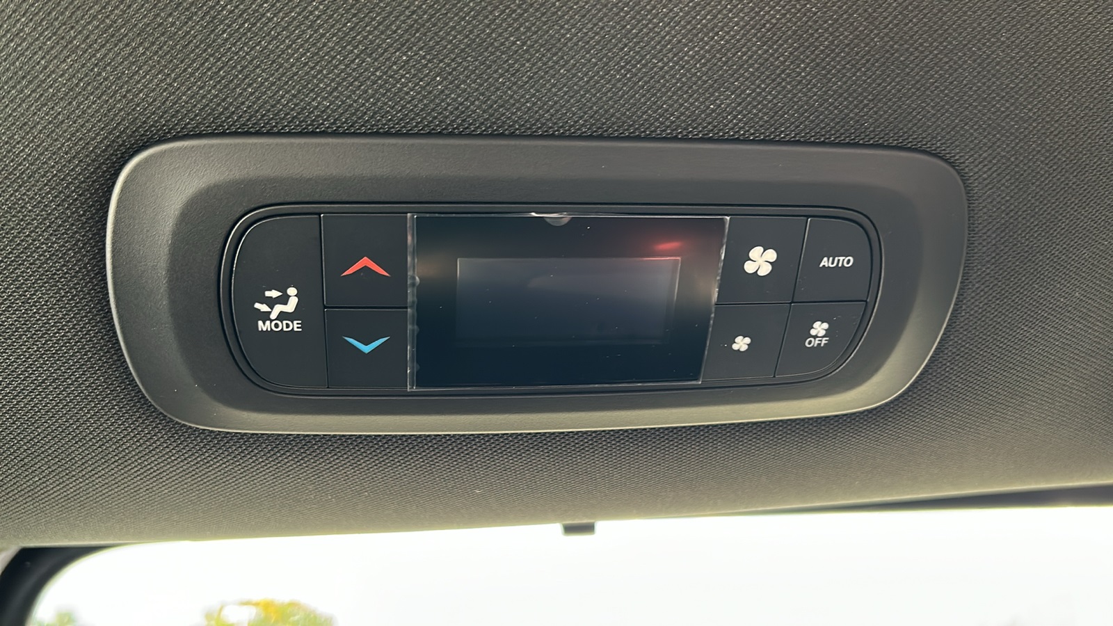 2026 Chrysler Voyager LX photo 15