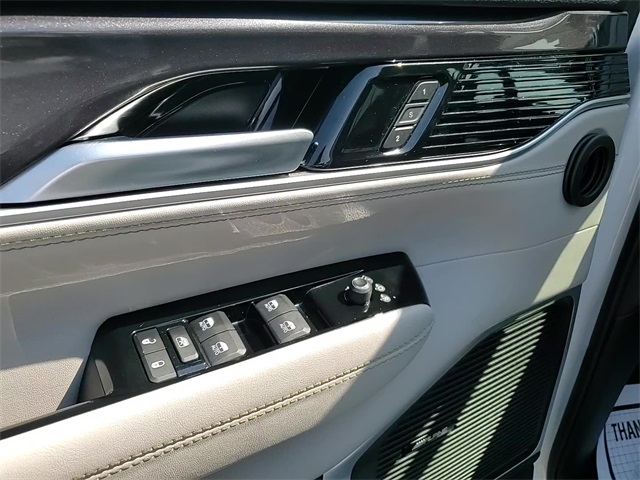 2024 Jeep Wagoneer L Base photo 11