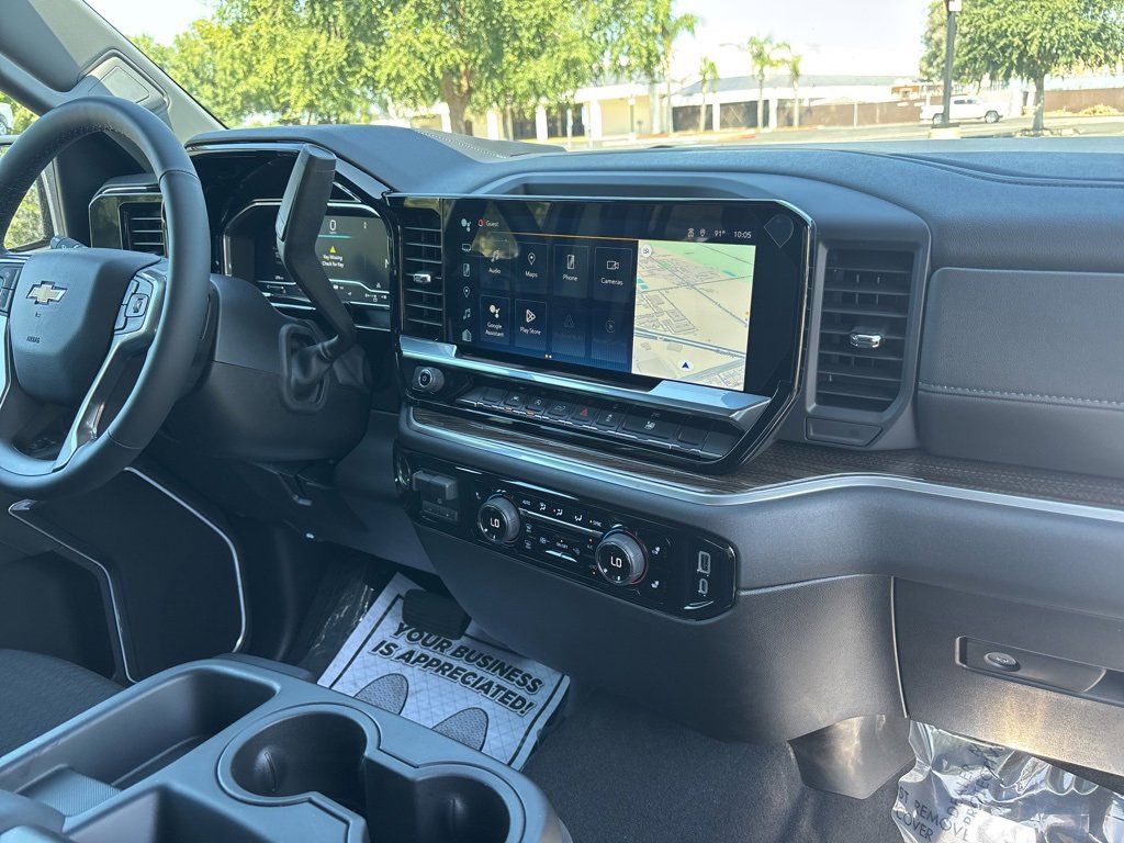 2025 Chevrolet Silverado 1500 LT photo 25