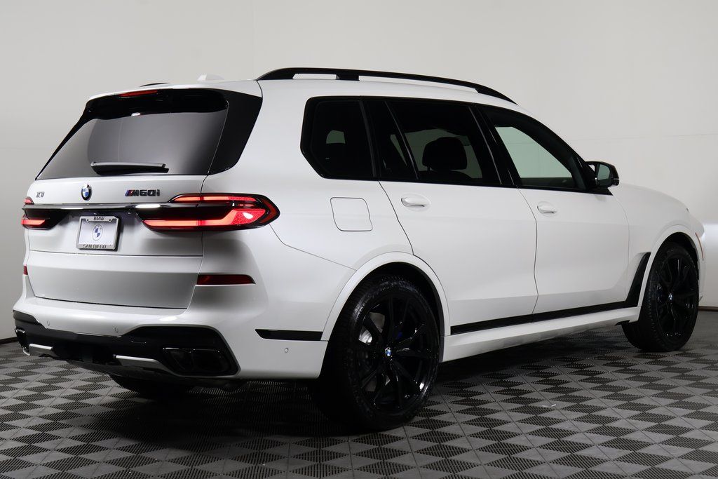 2026 Bmw X7 M60i photo 2