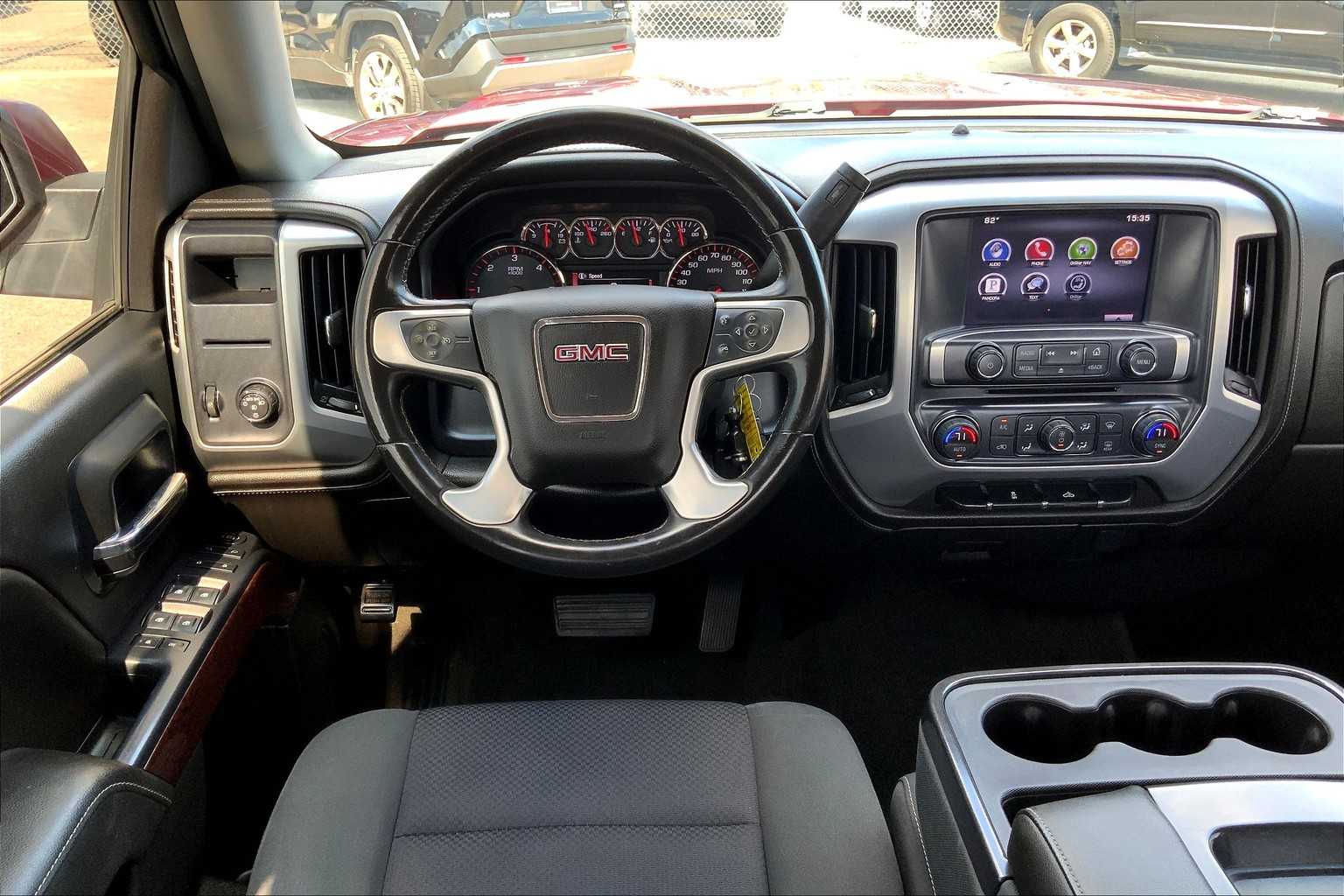 2015 Gmc Sierra 1500 SLE photo 5