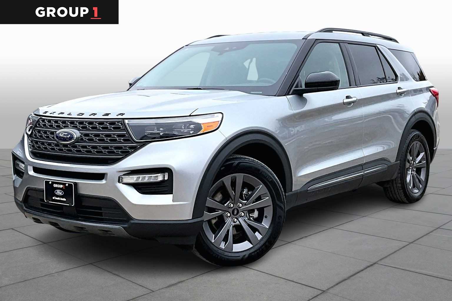 2022 Ford Explorer XLT's photo