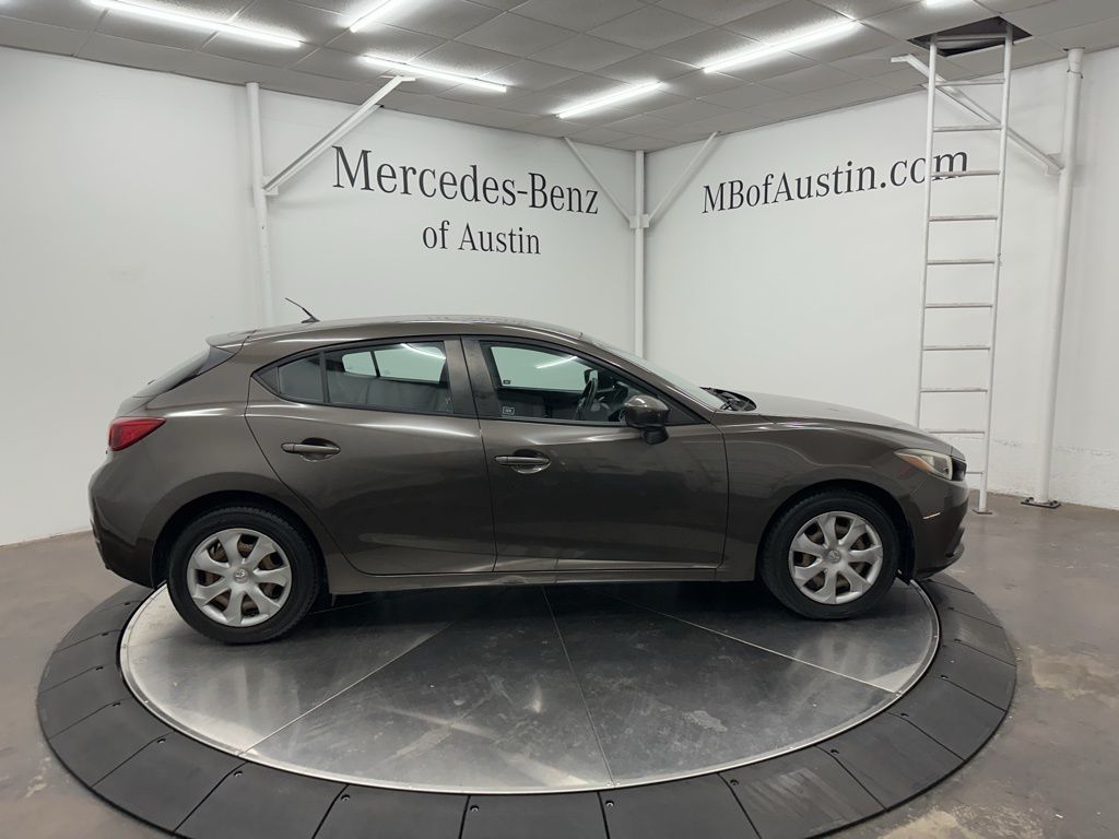 2015 Mazda Mazda3 i Sport photo 6