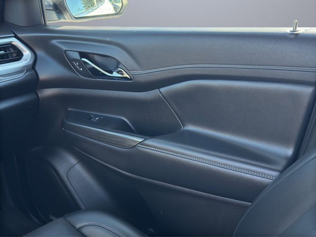 2023 Gmc Acadia SLT photo 21