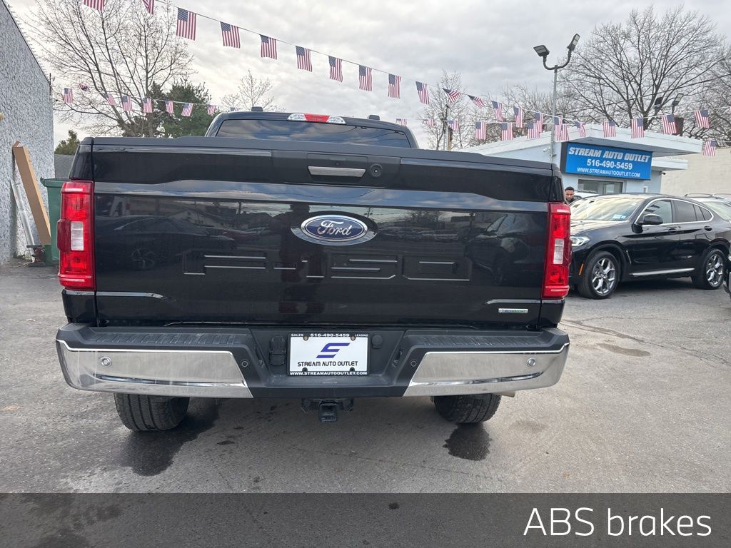 Used 2022 Black Ford XLT image 8