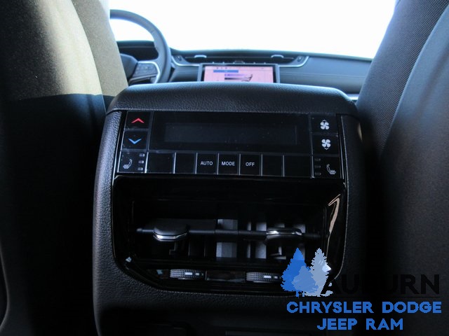 2025 Jeep Grand Cherokee L photo 12