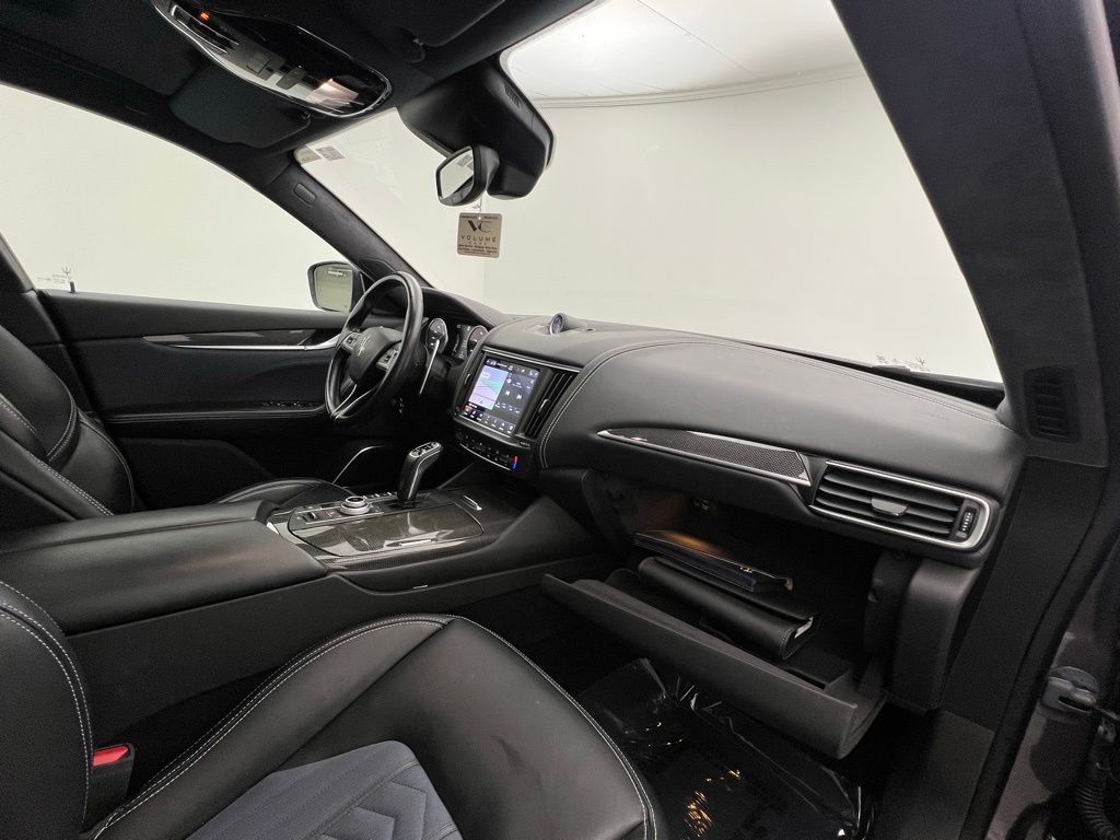 2022 Maserati Levante GT photo 35