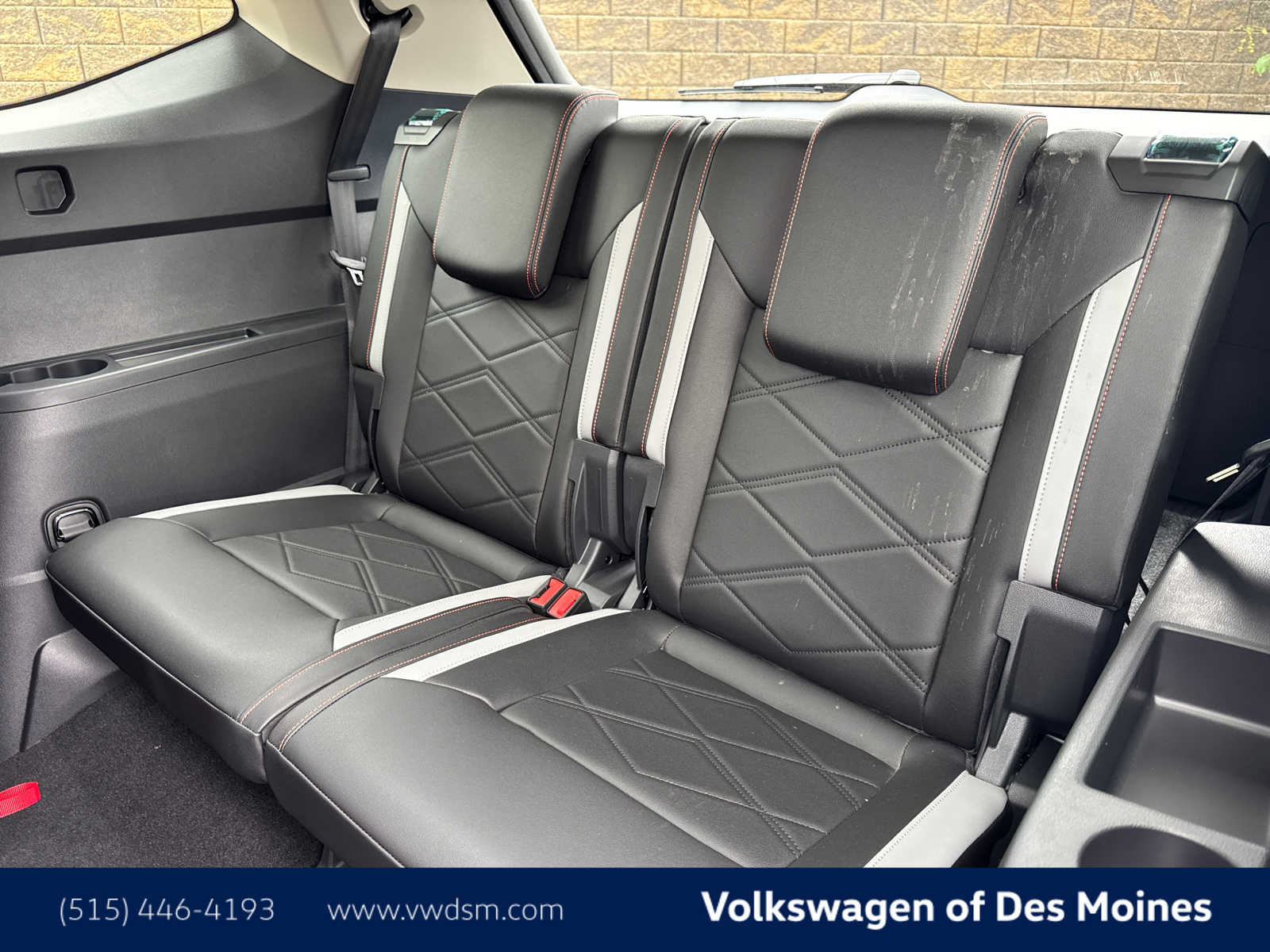 2025 Volkswagen Atlas Peak Edition SE photo 11