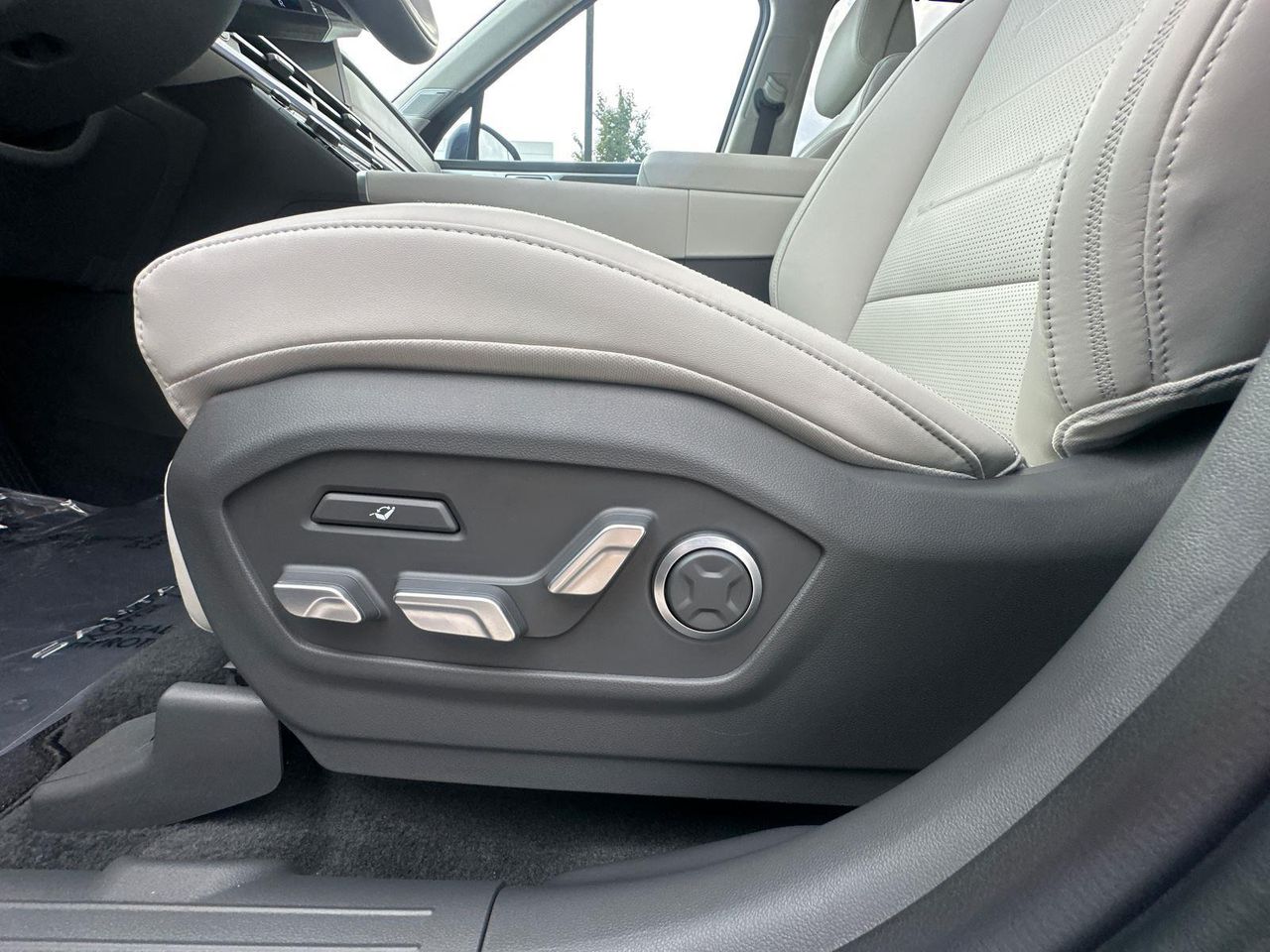 2026 Hyundai Santa Fe Calligraphy photo 11