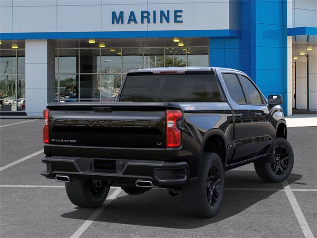 2025 Chevrolet Silverado 1500 LT Trail Boss photo 3
