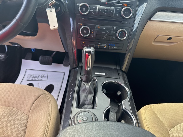 2017 Ford Explorer Base photo 16