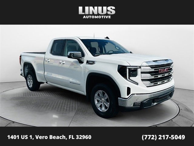 2026 GMC Sierra 1500 SLE's photo