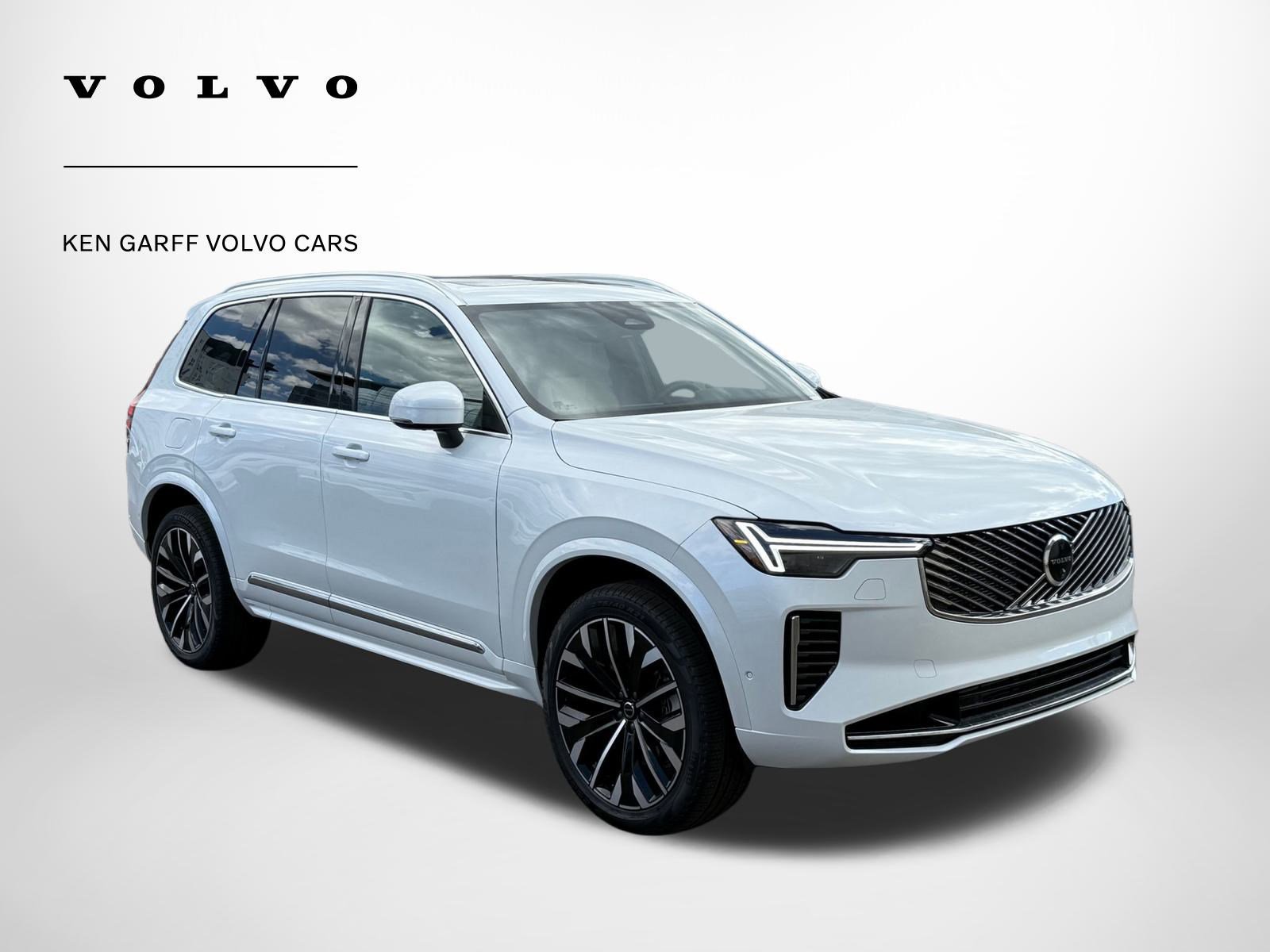 2026 Volvo XC90 Plus's photo