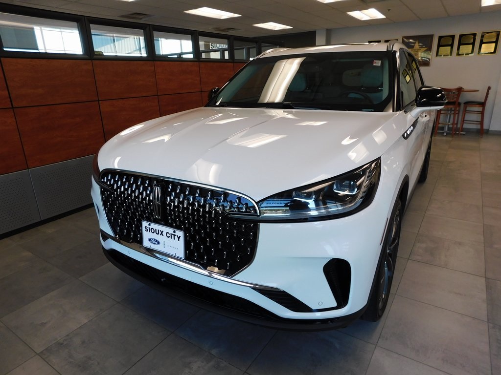 Image of Pre-Owned 2025 Lincoln Aviator Reserve