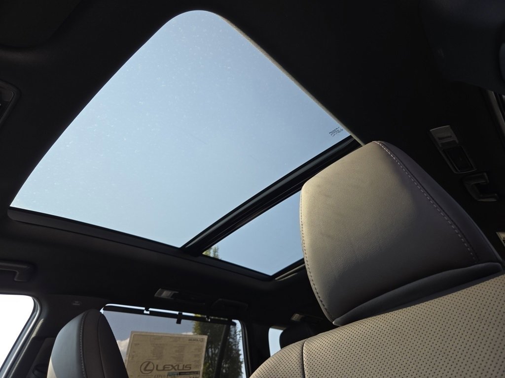 2026 Lexus TX 350 Luxury photo 7