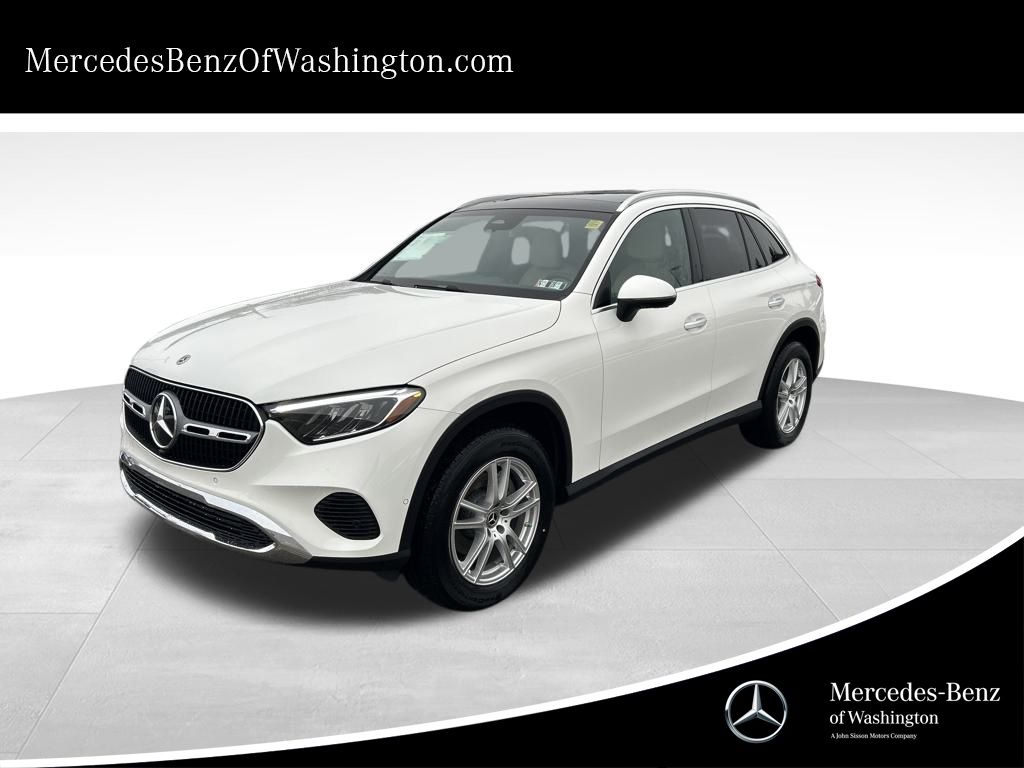 2026 Mercedes-Benz GLC Base's photo