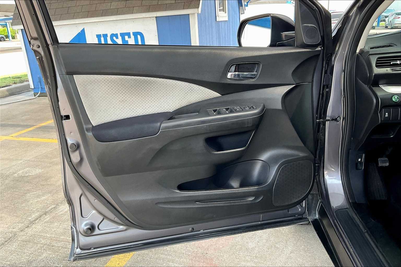 2016 Honda CR-V EX photo 20
