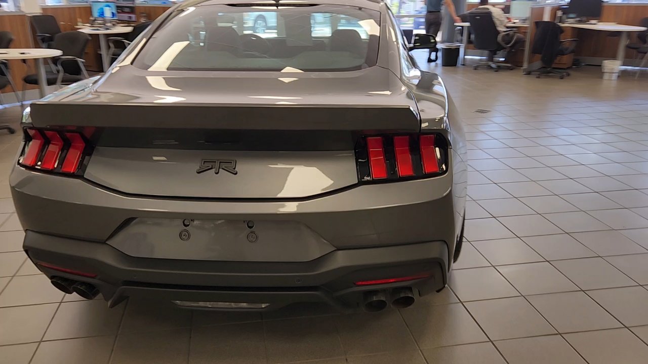 2025 Ford Mustang GT Premium photo 6