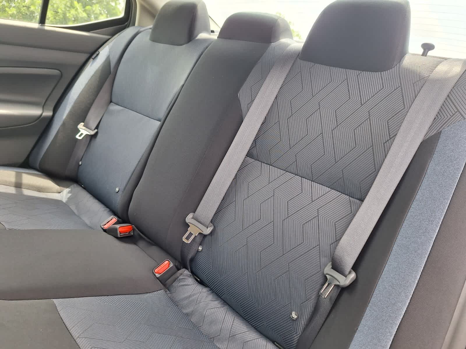 2025 Nissan Versa SV photo 22