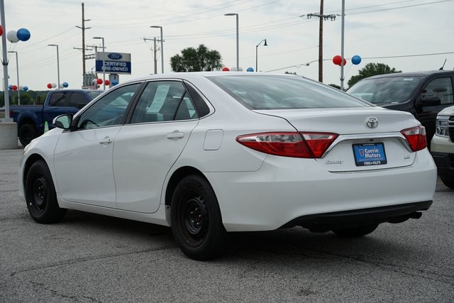 2015 Toyota Camry Base photo 5