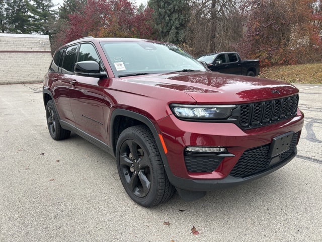 2023 Jeep Grand Cherokee Limited photo 4