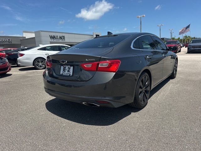 2017 Chevrolet Malibu Premier photo 4