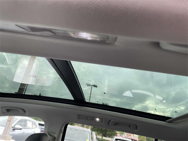 2024 Volkswagen Tiguan SE Wolfsburg Edition photo 15
