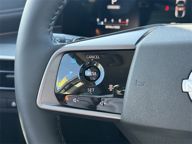 2025 Nissan Murano SL photo 14